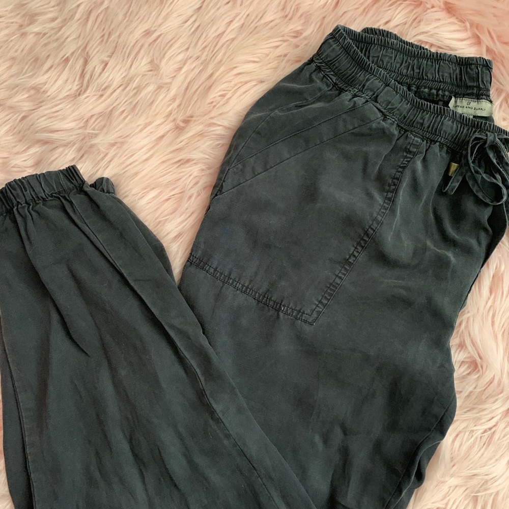 Dry good casual black pant jogger size M